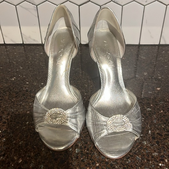 Aldo Silver High Heels Leather Open Toe Stilettos W/ Rhinestones Women's Sz 8 - Picture 2 of 9